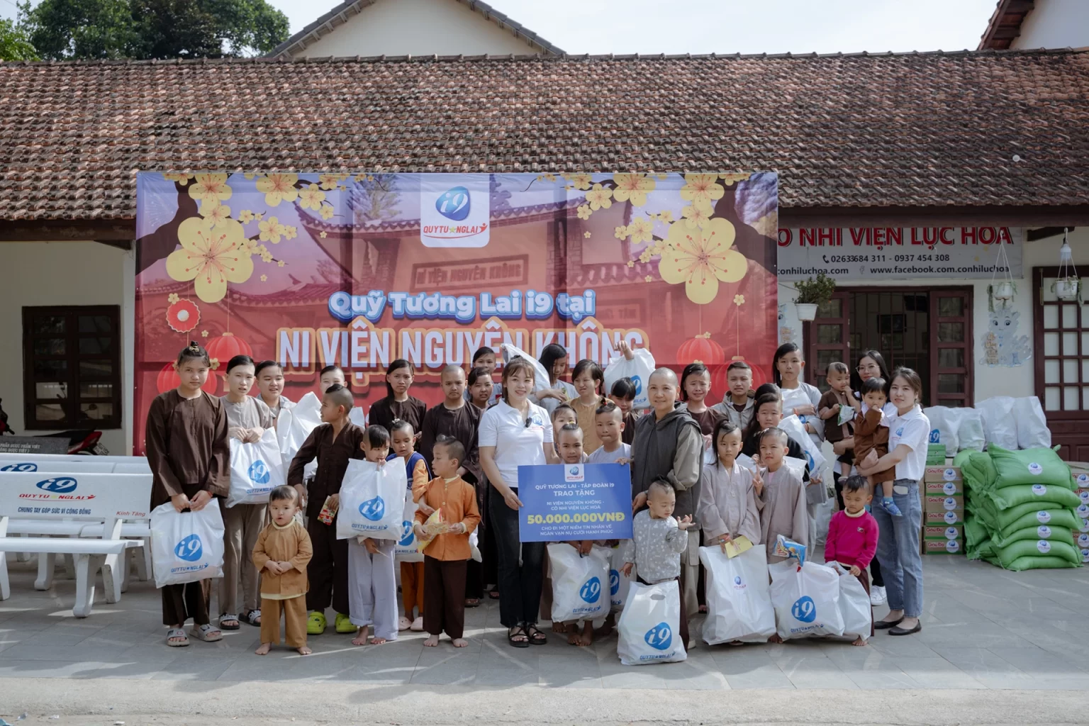 Hình ảnh minh họa sự cam kết và minh bạch của Banca29, với các yếu tố như hợp đồng, bảo mật dữ liệu